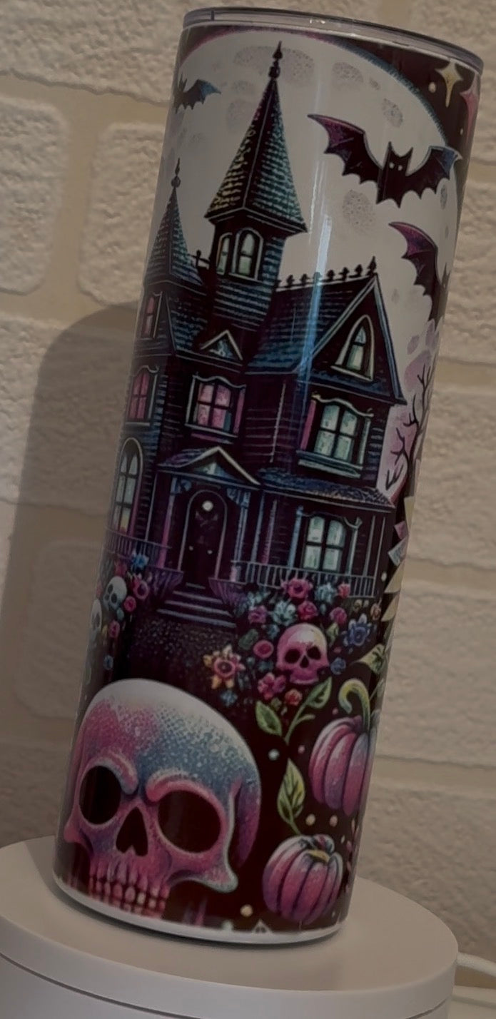 Haunted house tumbler with straw