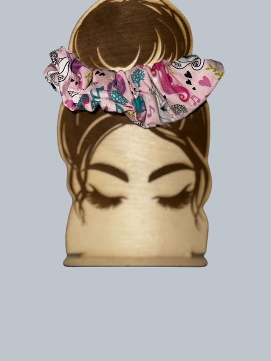 Pink scrunchie with seahorses