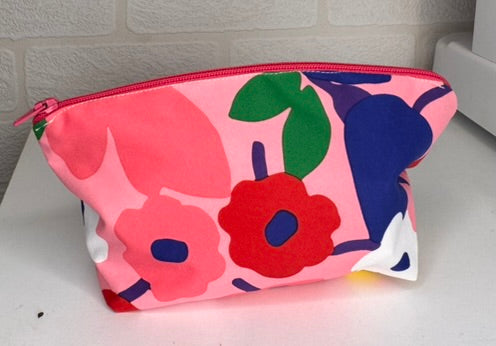 makeup bag/ storage pouch