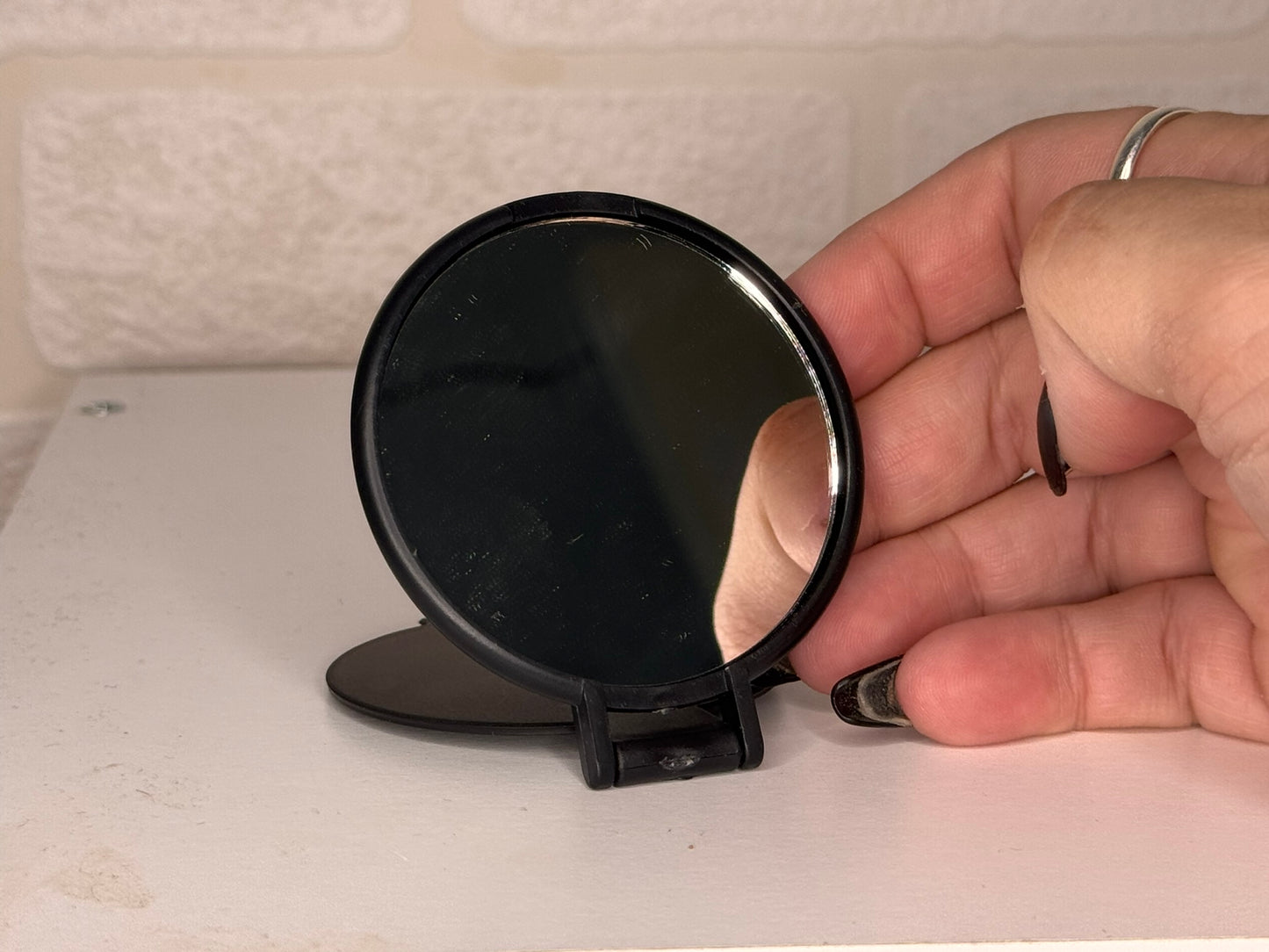 Compact mirror